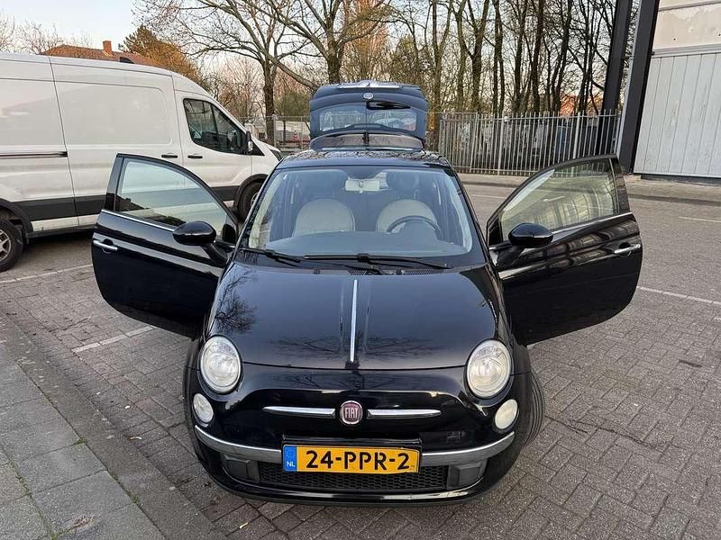 Zwart Occasion 2011 Fiat 500 Lounge Hatchback | € 2.700 (Super prijs) - Afbeelding 1/4