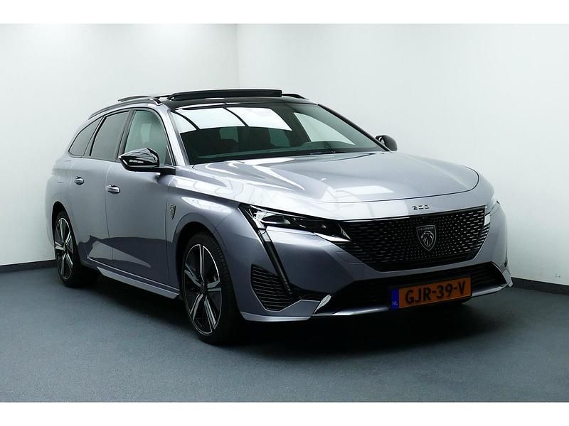 Grijs Occasion 2023 Peugeot 308 GT Stationwagen | € 26.949 (Eerlijke prijs) - Afbeelding 1/4