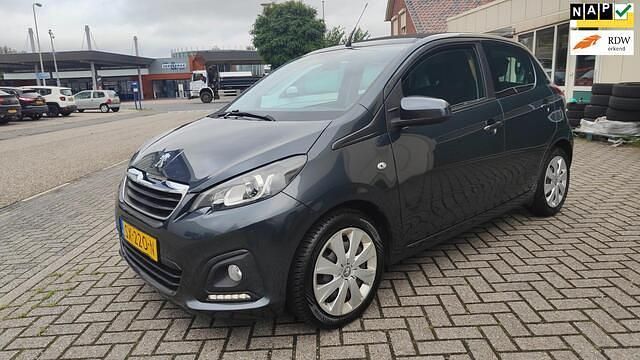 Grijs Gebruikt 2018 Peugeot 108 Active Hatchback | € 6.995 (Eerlijke prijs) - Afbeelding 1/4