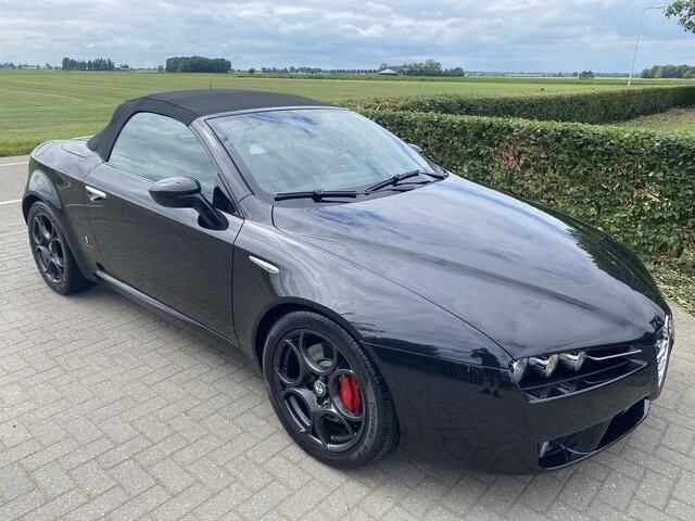 Occasion Alfa Romeo Spider 200 PK (147 kW) 2010 , metallic lak Cabriolet