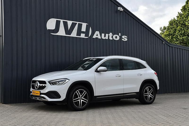 Wit Gebruikt 2022 Mercedes GLA200 SUV | € 32.850 (Super prijs) - Afbeelding 1/4