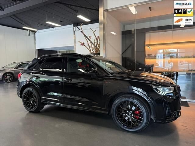 Zwart Gebruikt 2019 Audi Q3 S-Line SUV | € 32.500 (Eerlijke prijs) - Afbeelding 1/4