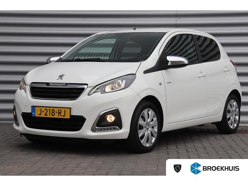 Wit Gebruikt 2020 Peugeot 108 Premium Hatchback | € 8.900 (Eerlijke prijs) - Afbeelding 1/4