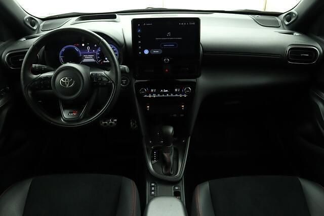 Occasion Toyota Yaris Cross Sport 131 PK (96 kW) 2024 Grijs SUV