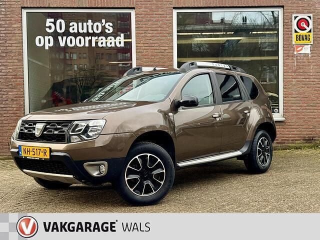 Bruin Gebruikt 2017 Dacia Duster Black Shadow SUV | € 10.950 (Eerlijke prijs) - Afbeelding 1/4