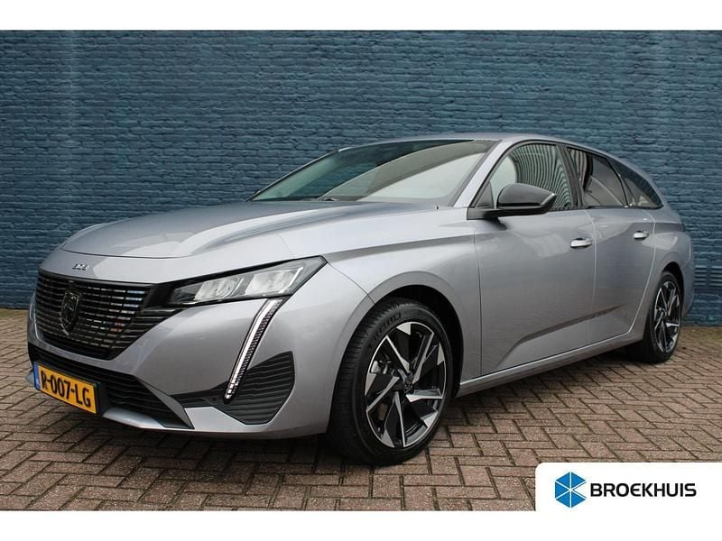 Grijs Gebruikt 2022 Peugeot 308 Allure Stationwagen | € 25.900 (Iets duurder) - Afbeelding 1/4