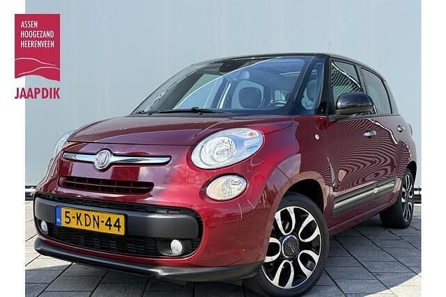 Rood Gebruikt 2013 Fiat 500L Lounge MPV | € 6.944 (Eerlijke prijs) - Afbeelding 1/4