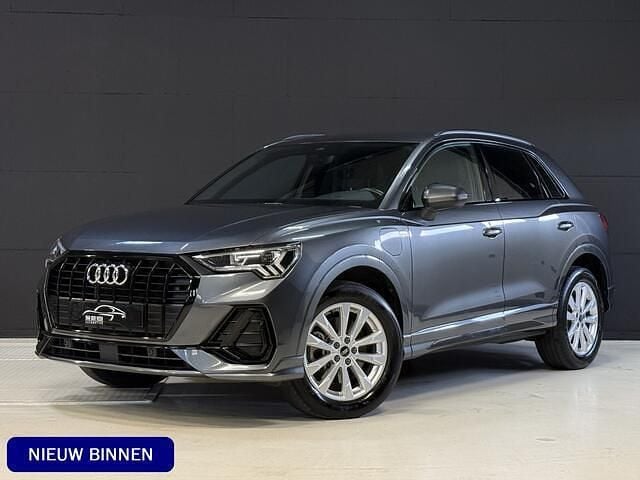 Grijs Gebruikt 2021 Audi Q3 S-Line SUV | € 28.250 (Eerlijke prijs) - Afbeelding 1/4