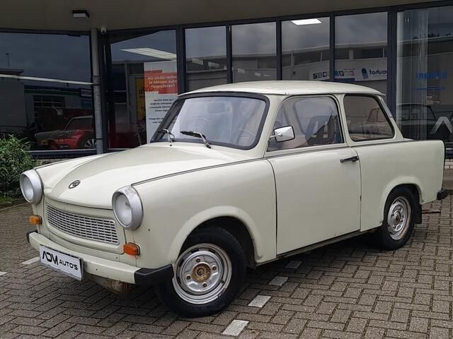 Beige Gebruikt 1988 Trabant 601 Coupé | € 3.950 - Afbeelding 1/4