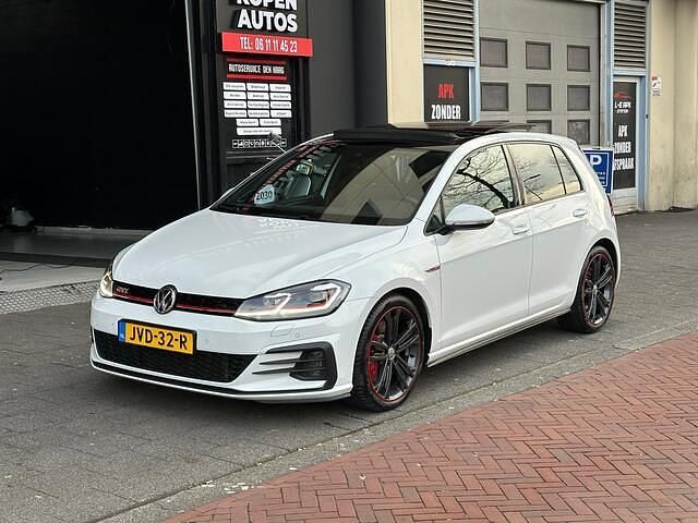 Wit Occasion 2019 VW Golf VII GTI Hatchback | € 21.950 (Super prijs) - Afbeelding 1/4