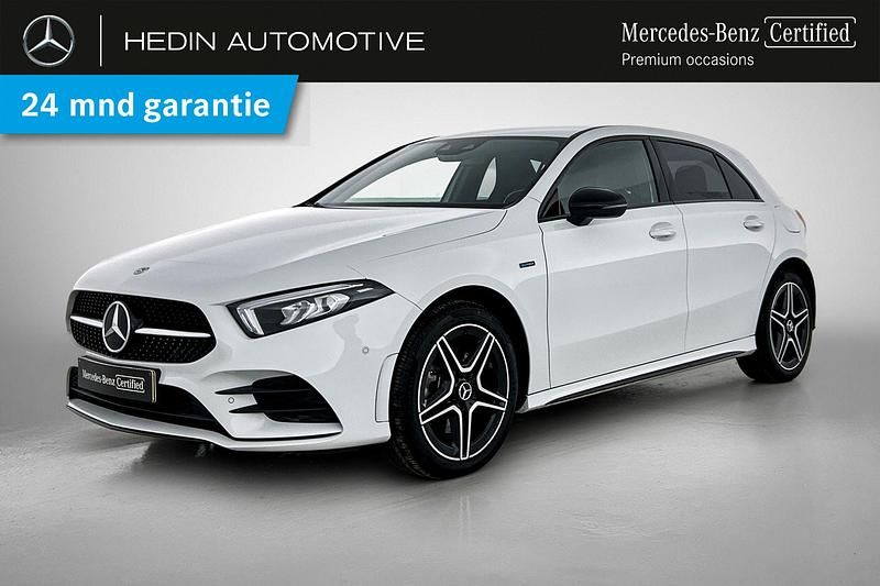 Occasion Mercedes A250 Business 218 PK (160 kW) 2021 Wit Hatchback