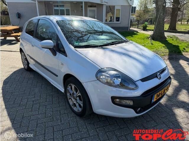 Wit Gebruikt 2010 Fiat Punto Evo Racing Hatchback | € 2.450 (Eerlijke prijs) - Afbeelding 1/4