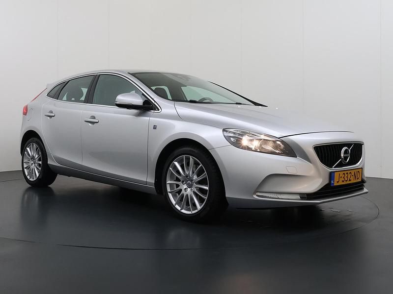 Occasion Volvo V40 Inscription 2020 Grijs Hatchback