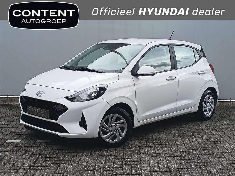 Atlas white Gebruikt 2024 Hyundai i10 Comfort Hatchback | € 14.940 (Goede deal) - Afbeelding 1/4