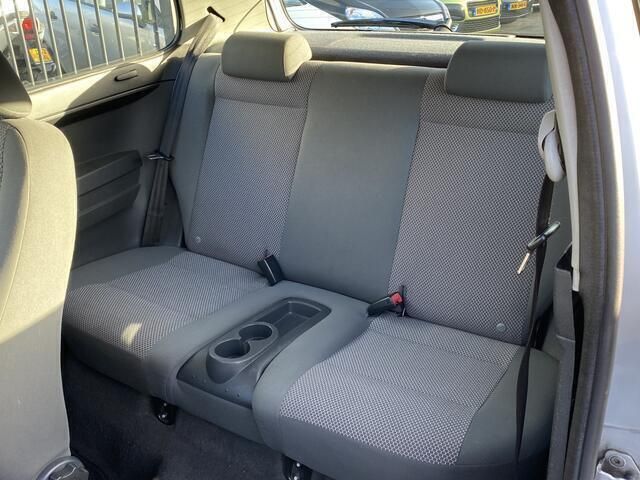 Occasion VW Fox Trendline 54 PK (39 kW) 2009 Grijs Hatchback