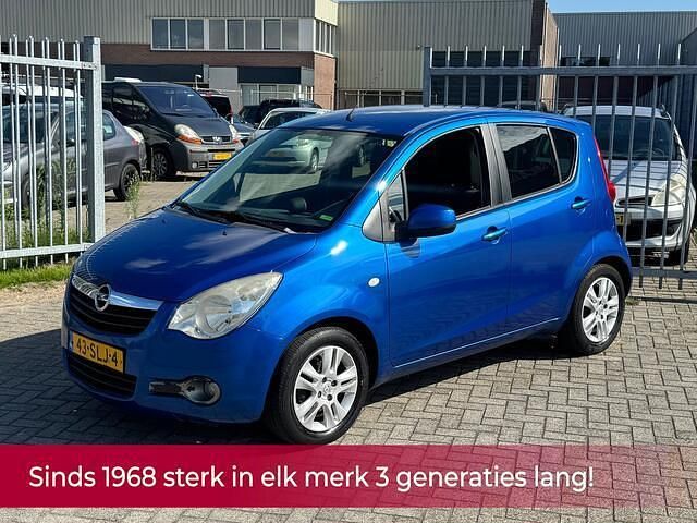 Blauw Occasion 2011 Opel Agila Edition Hatchback | € 2.290 (Eerlijke prijs) - Afbeelding 1/4
