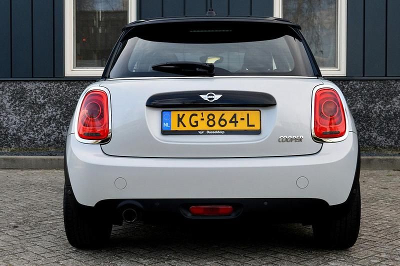 Occasion Mini Cooper Sport 136 PK (100 kW) 2016 Wit Hatchback