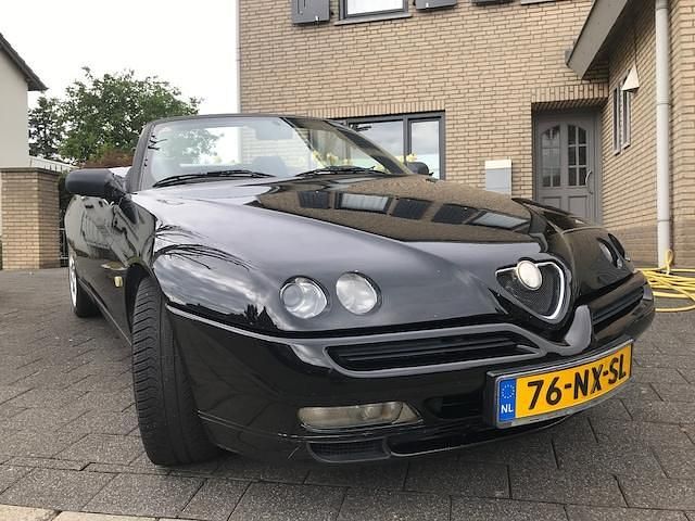 Occasion Alfa Romeo Spider 2000 Zwart (metallic) Cabriolet