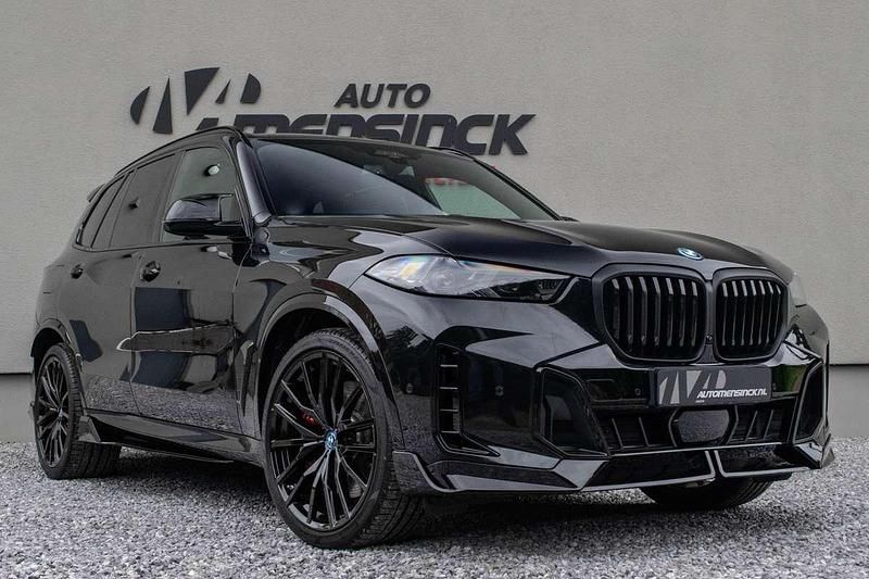 Zwart Gebruikt 2024 BMW X5 M Performance SUV | € 114.450 - Afbeelding 1/4