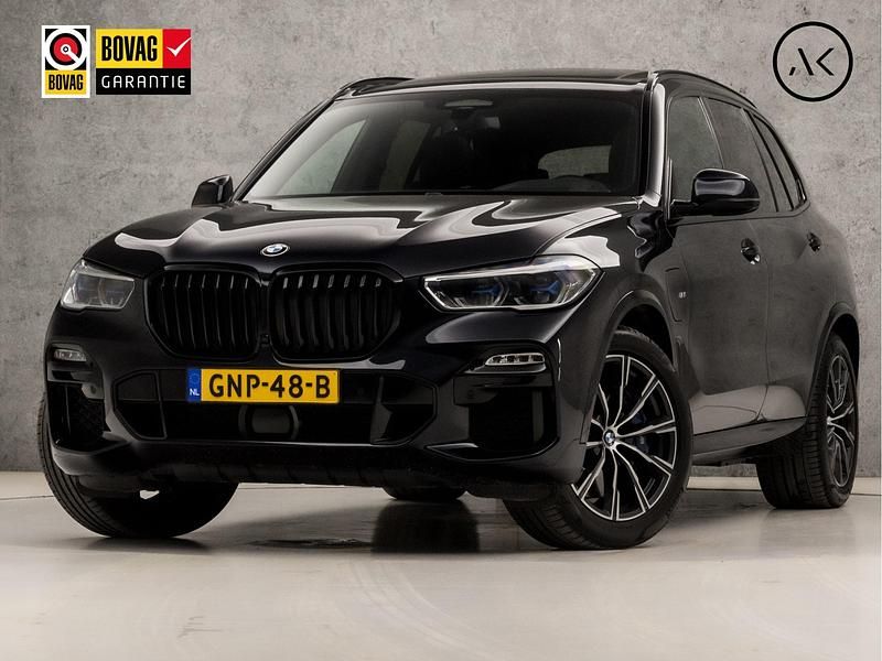 Zwart Gebruikt 2020 BMW X5 Executive SUV | € 47.945 (Eerlijke prijs) - Afbeelding 1/4