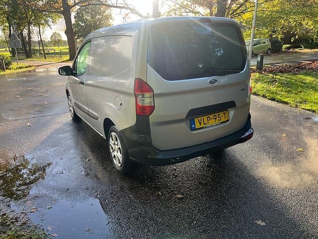 Occasion Ford Transit Ambiente 2017 Grijs (metallic) Sedan