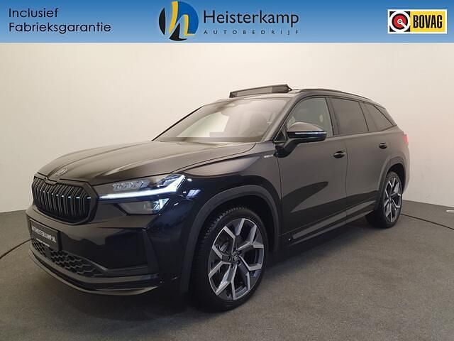 Grijs Occasion 2025 Skoda Kodiaq SportLine SUV | € 55.950 (Duur) - Afbeelding 1/4