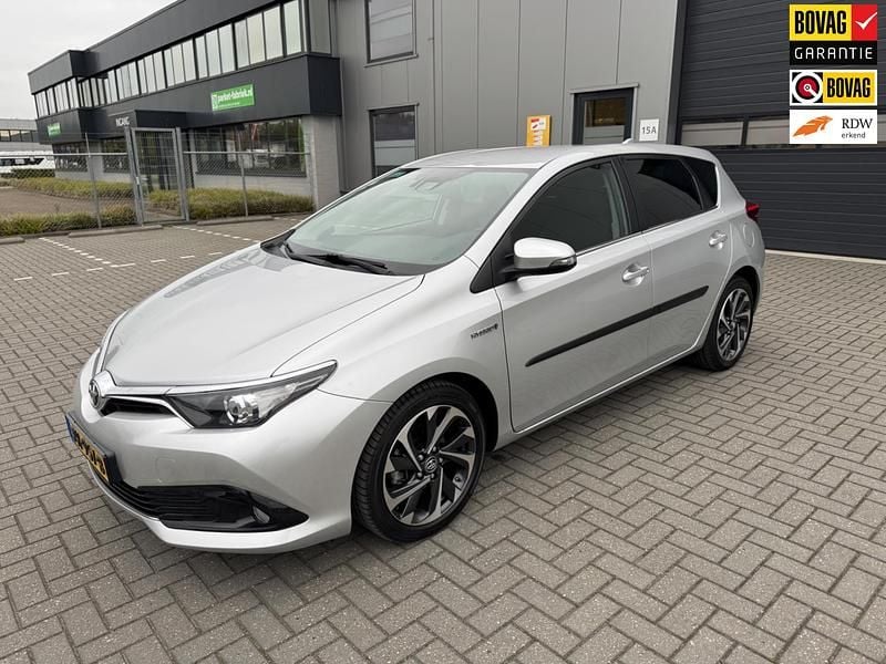Grijs Occasion 2016 Toyota Auris Hybrid Hatchback | € 14.999 (Eerlijke prijs) - Afbeelding 1/4