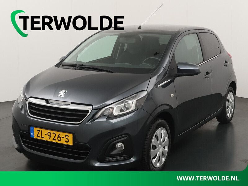 Grijs Gebruikt 2019 Peugeot 108 Active Hatchback | € 9.645 (Eerlijke prijs) - Afbeelding 1/4