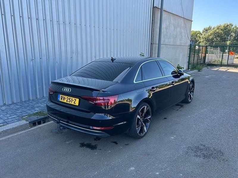 Occasion Audi A4 Sport 150 PK (110 kW) 2018 Zwart Sedan