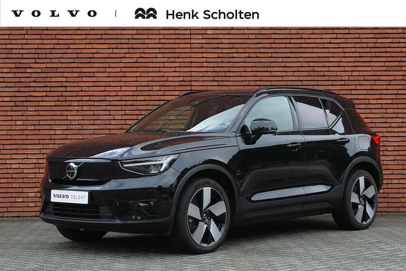 Zwart Gebruikt 2022 Volvo XC40 Ultimate SUV | € 36.950 (Iets duurder) - Afbeelding 1/4
