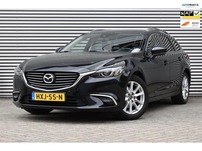 Zwart Gebruikt 2017 Mazda 6 Stationwagen | € 17.950 (Eerlijke prijs) - Afbeelding 1/3