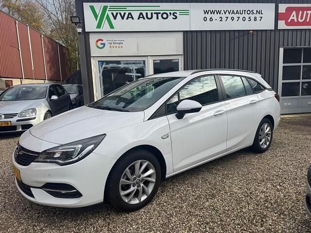 Wit Gebruikt 2020 Opel Astra Edition Stationwagen | € 6.995 (Super prijs) - Afbeelding 1/4