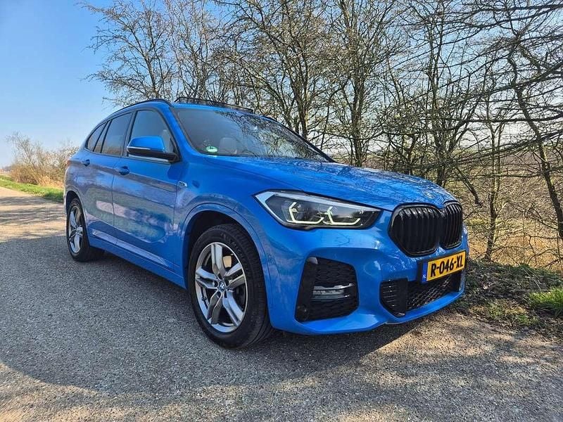 Blauw Gebruikt 2022 BMW X1 M Sport SUV | € 31.950 (Eerlijke prijs) - Afbeelding 1/4