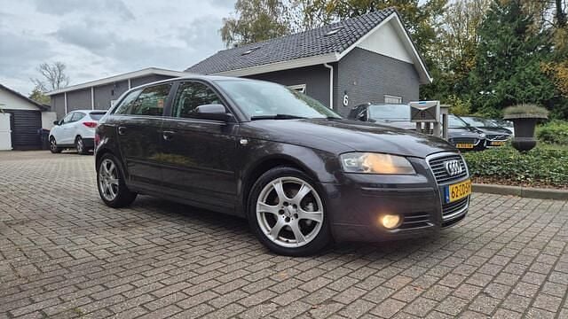 Grijs Gebruikt 2008 Audi A3 Sportback Ambition Hatchback | € 3.499 (Goede deal) - Afbeelding 1/4