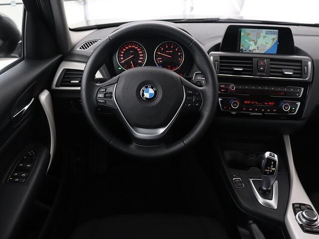 Occasion BMW 118 Executive 136 PK (100 kW) 2017 Grijs Hatchback