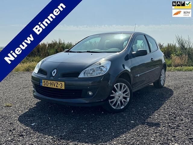 Grijs Gebruikt 2009 Renault Clio R.S. Collection Hatchback | € 2.888 (Iets duurder) - Afbeelding 1/4