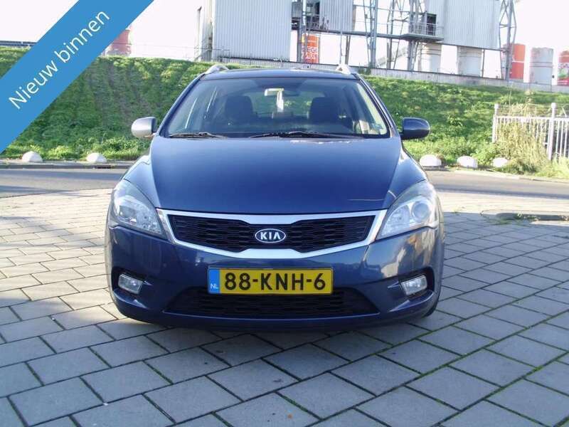 Blauw Gebruikt 2010 Kia Ceed MPV | € 3.950 (Eerlijke prijs) - Afbeelding 1/4