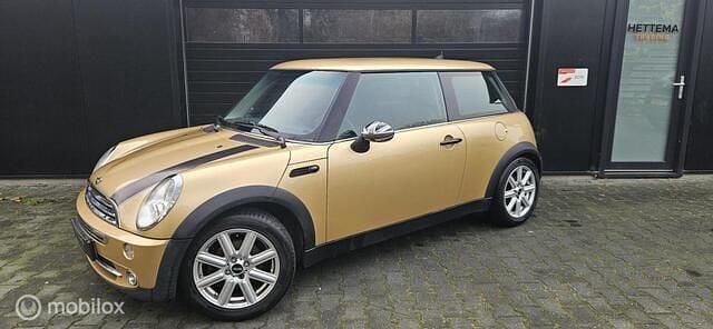 Occasion Mini ONE 90 PK (66 kW) 2005 Geel Hatchback