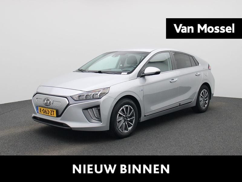 Grijs Gebruikt 2021 Hyundai Ioniq 6 Comfort Sedan | € 17.400 (Goede deal) - Afbeelding 1/4
