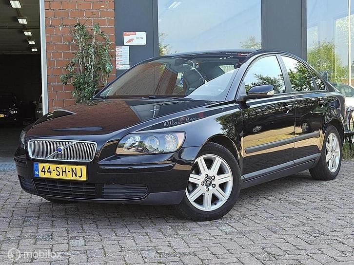 Gebruikt 2006 Volvo S40 Kinetic Sedan | € 3.950 (Eerlijke prijs) - Afbeelding 1/4