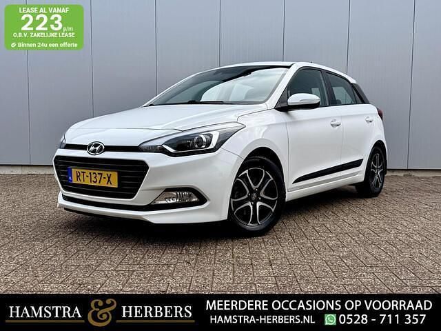 Wit Gebruikt 2018 Hyundai i20 Comfort Hatchback | € 13.749 (Eerlijke prijs) - Afbeelding 1/4