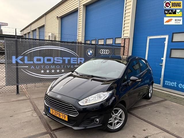 Zwart Occasion 2015 Ford Fiesta Titanium Hatchback | € 3.450 (Super prijs) - Afbeelding 1/4