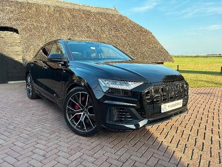 Gebruikt 2021 Audi Q8 S-Line SUV | € 65.900 (Super prijs) - Afbeelding 1/4