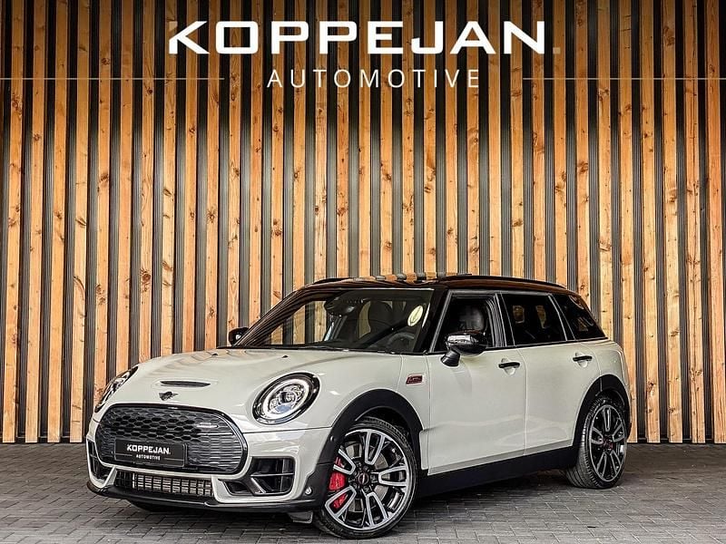 Grijs Gebruikt 2020 Mini John Cooper Works Clubman Stationwagen | € 36.900 (Eerlijke prijs) - Afbeelding 1/3