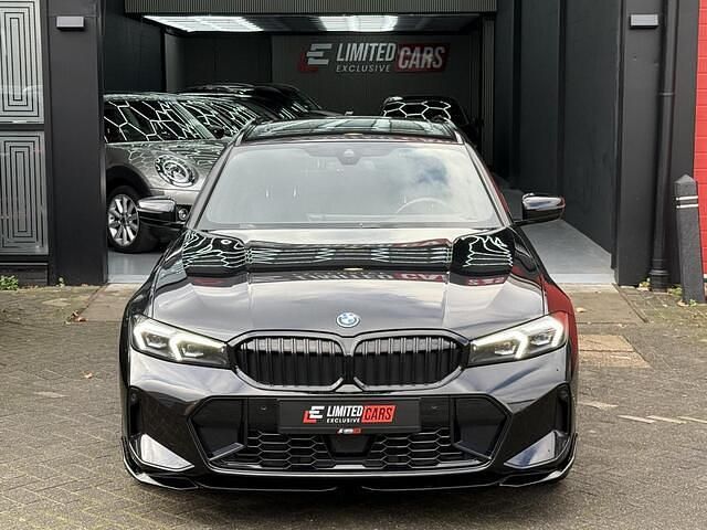 Occasion BMW 330 M Sport 291 PK (214 kW) 2023 Zwart Stationwagen