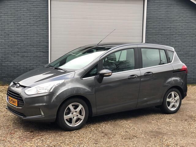 Grijs Gebruikt 2016 Ford B-MAX Titanium MPV | € 7.950 (Iets duurder) - Afbeelding 1/4
