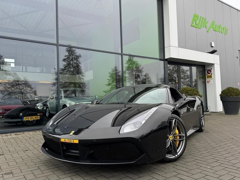 Coupe Gebruikt 2017 Ferrari 488 Coupé | € 229.495 - Afbeelding 1/4
