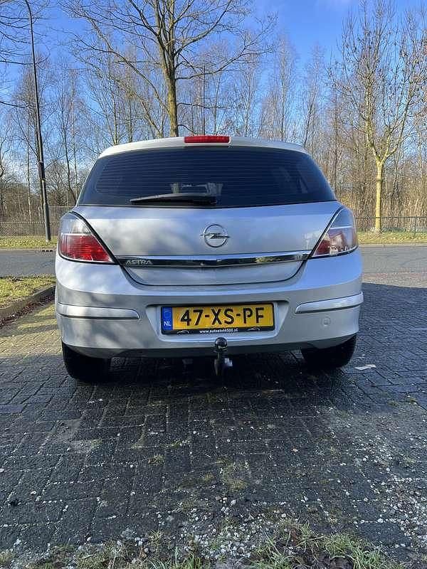 Occasion Opel Astra 140 PK (102 kW) 2007 Grijs Hatchback