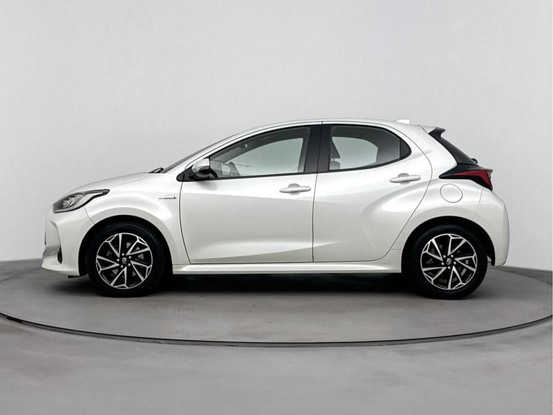 Occasion Toyota Yaris Hybrid 116 PK (85 kW) 2020 Wit Hatchback