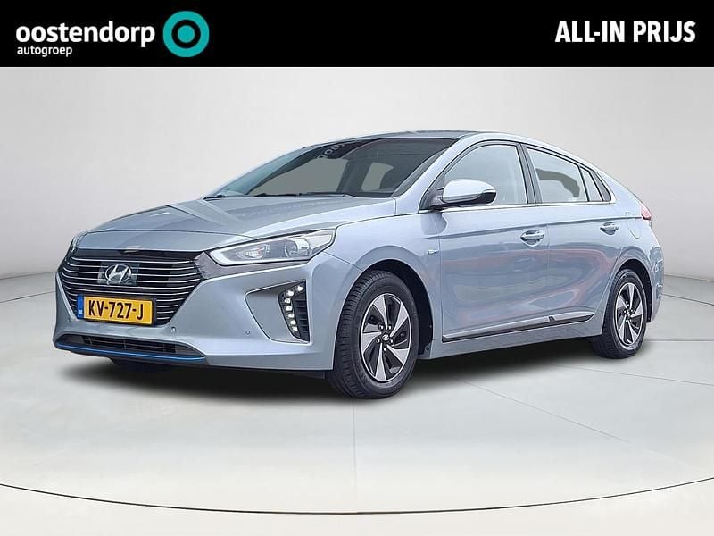 Grijs Gebruikt 2016 Hyundai Ioniq Comfort Sedan | € 14.850 (Eerlijke prijs) - Afbeelding 1/4